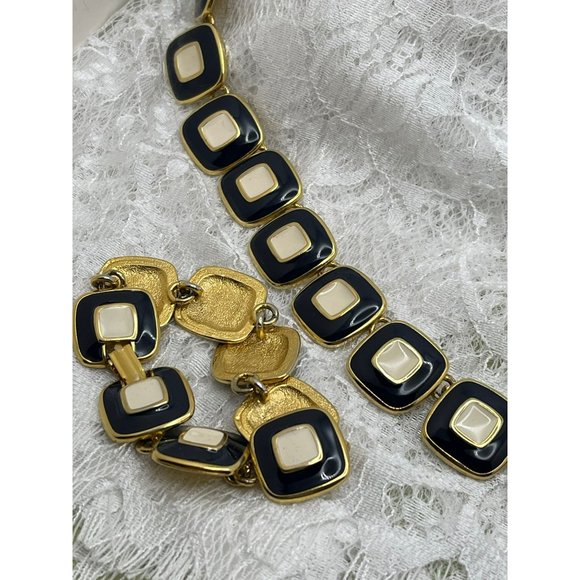 Vintage Resin Midnight Blue / Cream Gold Tone Double Square Design Necklace & Br - Picture 6 of 10